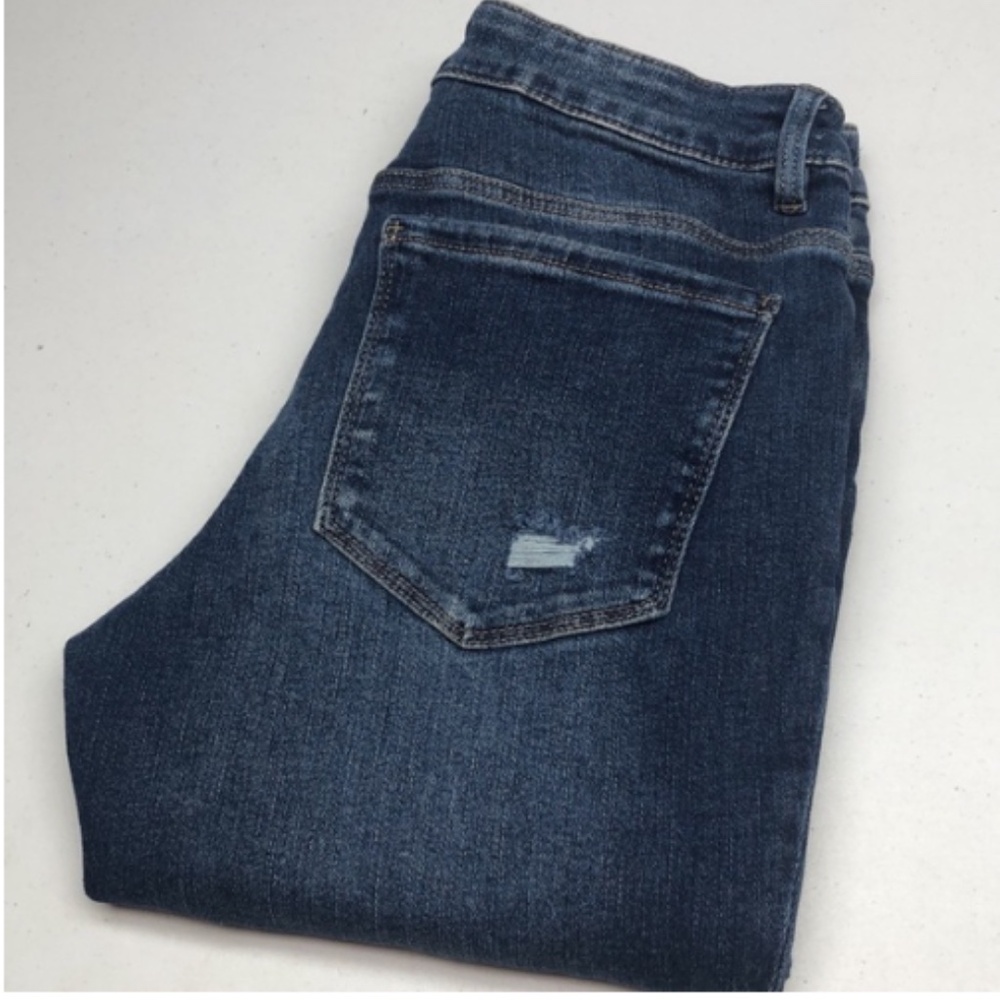 LIKE NEW BRODY MID-RISE SKINNY JEANS 30x31 ⭐️